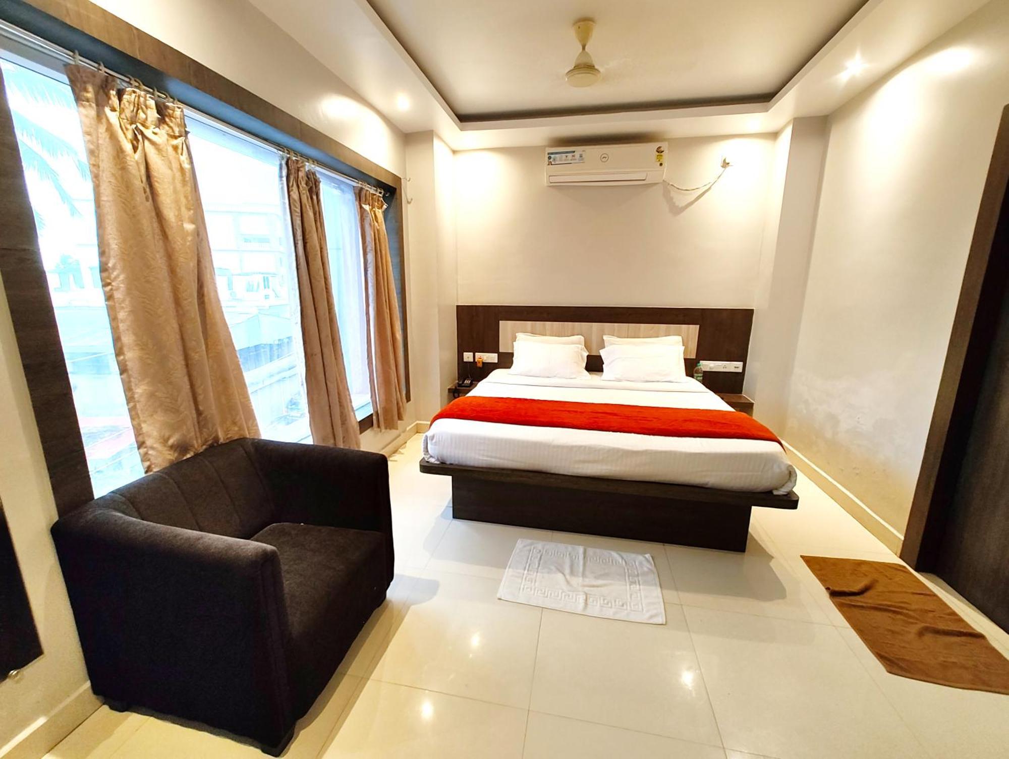 Goroomgo Hotel Home Town Puri Near Golden Beach And Temple গোরুমগো হোটেল হোম টাউন পুরী গোল্ডেন বিচ এবং মন্দিরের কাছে गोल्डन बीच के पास होटल होम टाउन - Fully-Air-Conditioned-With-Lift-Wifi-Home Style-Food Menu-And Parking Facilities - Book Now Eksteriør bilde