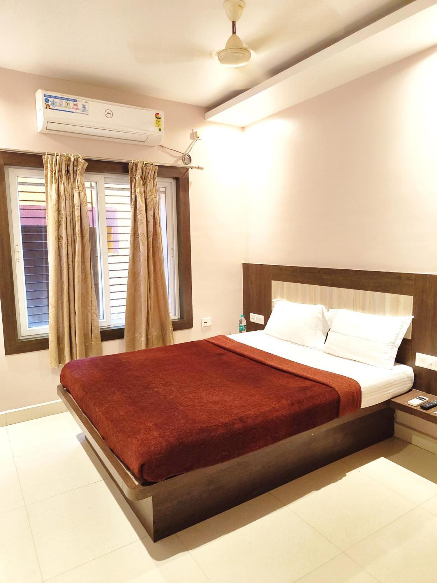 Goroomgo Hotel Home Town Puri Near Golden Beach And Temple গোরুমগো হোটেল হোম টাউন পুরী গোল্ডেন বিচ এবং মন্দিরের কাছে गोल्डन बीच के पास होटल होम टाउन - Fully-Air-Conditioned-With-Lift-Wifi-Home Style-Food Menu-And Parking Facilities - Book Now Eksteriør bilde